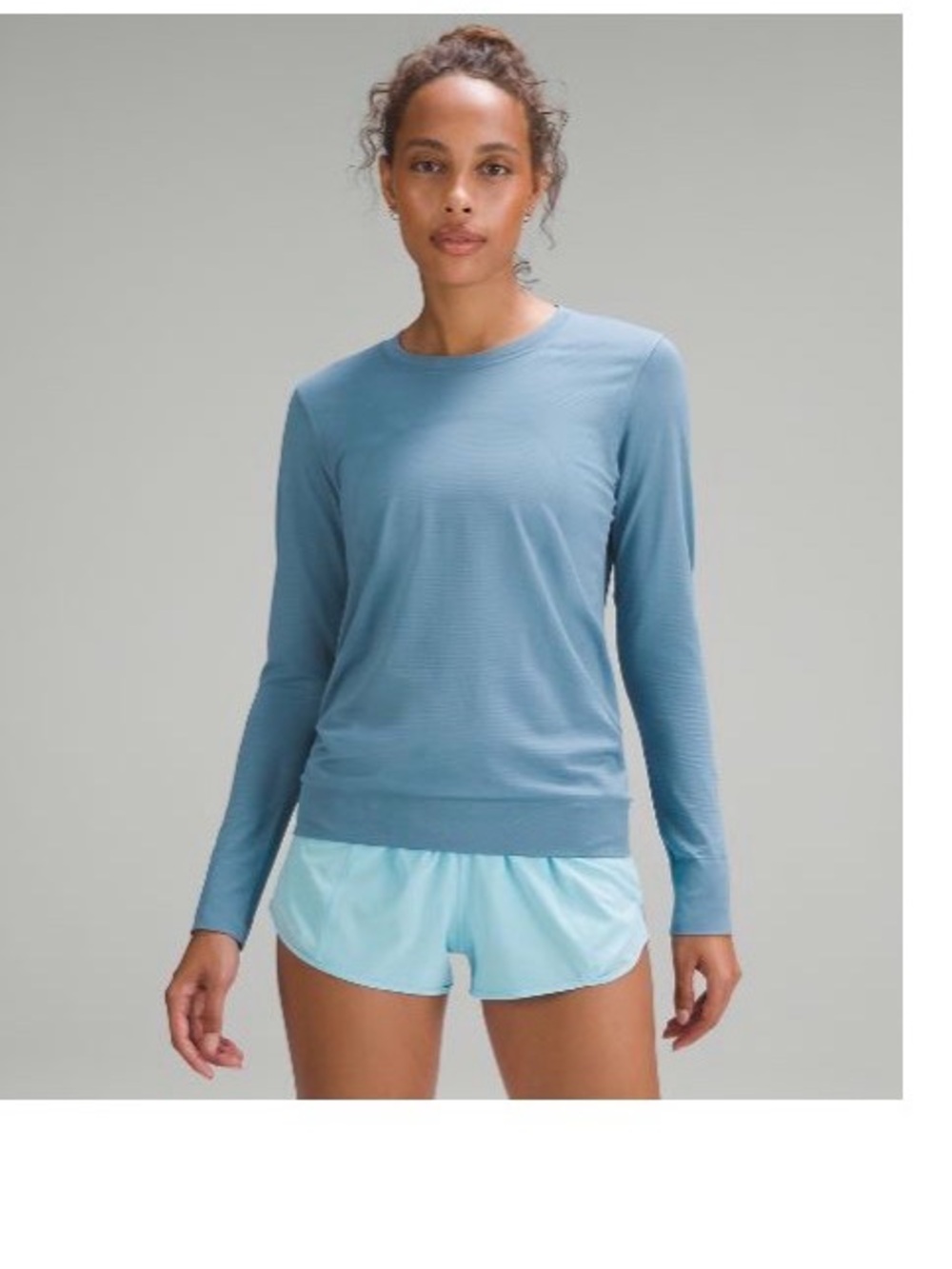 lululemon athletica Lightweight Long-Sleeve Crew in Dusty Blue